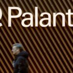 Las acciones de Palantir suben un 25% después de que no se alcanzaran las ganancias y aumenta la fuerte demanda de IA