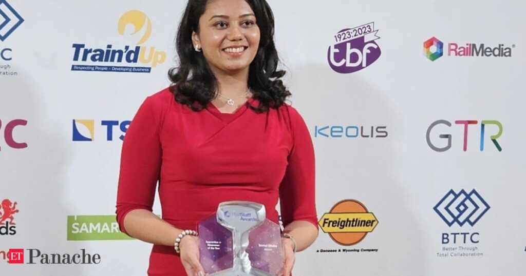 Smital Dhake: Mujeres en STEM: la científica de datos británico-india de Jalgaon gana el Premio Ferroviario del Reino Unido