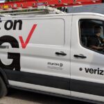 AT&T y Verizon continúan impulsando la contratación con 3.200 recortes de empleos más