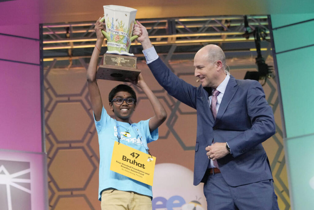 Un niño de 12 años que ganó un concurso nacional de ortografía de Scripps con una dramática «ortografía» planea regalar sus ganancias.