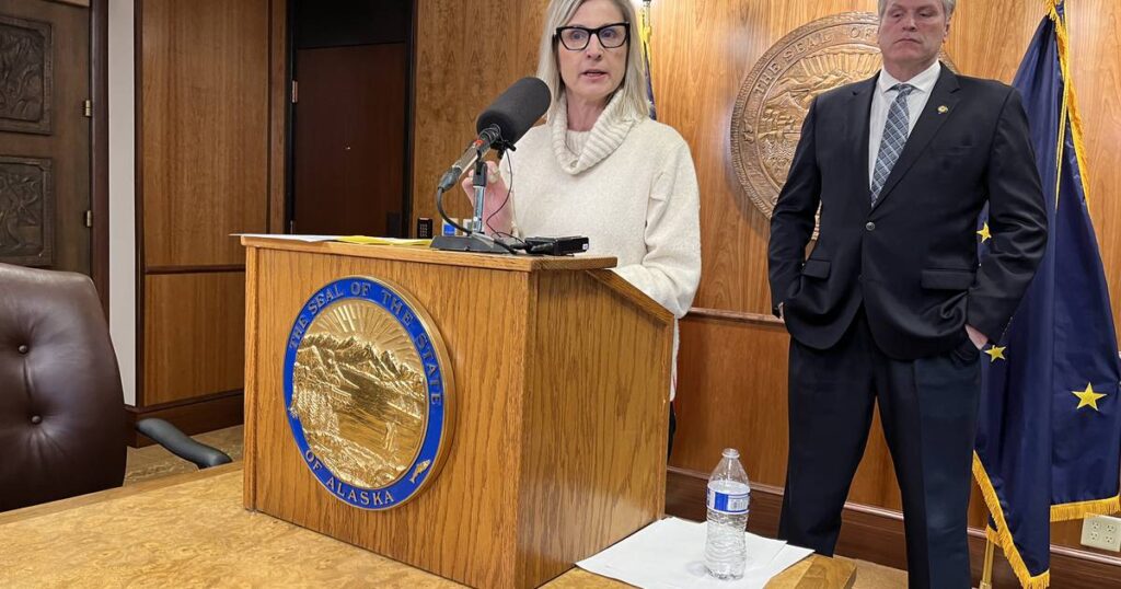 El comisionado de educación de Alaska dice que los distritos deben detener el aprendizaje remoto mientras el clima obliga al cierre de escuelas
