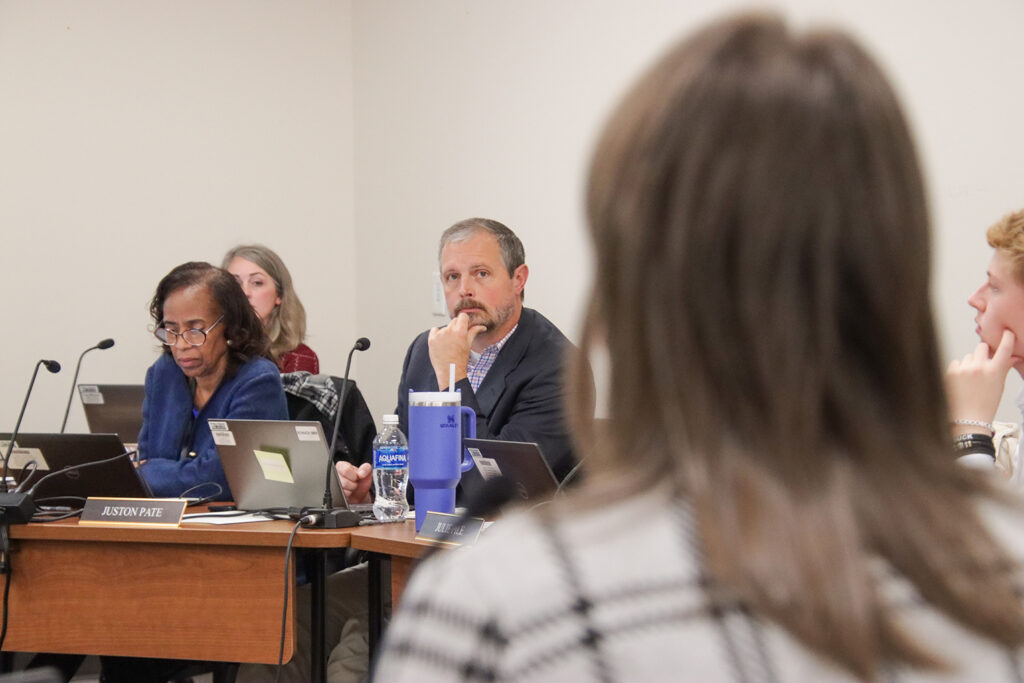 La Junta de Educación de Kentucky analiza los próximos pasos con la evaluación y la rendición de cuentas – Kentucky Teachers