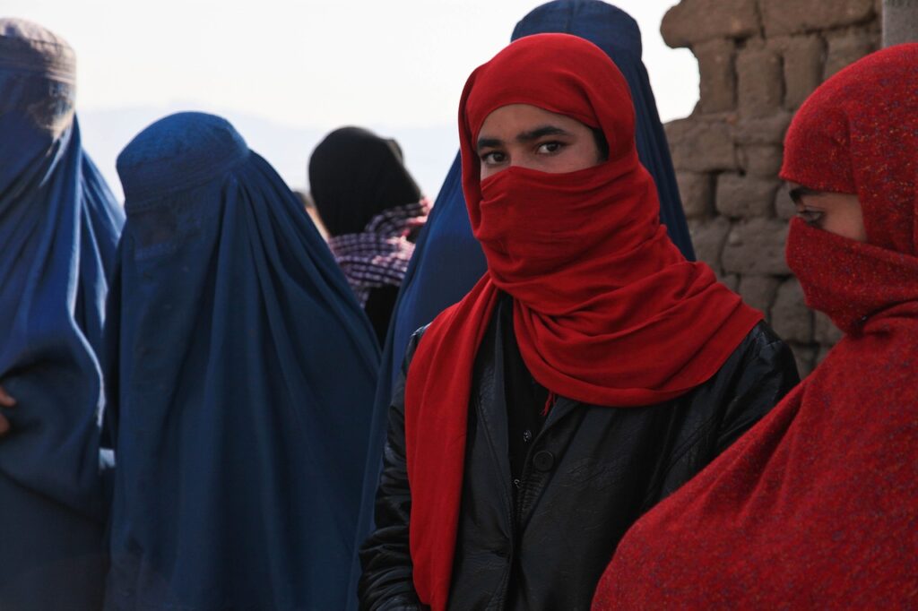 Naciones Unidas condena la orden de los talibanes de prohibir a las mujeres la educación médica – JURISTA