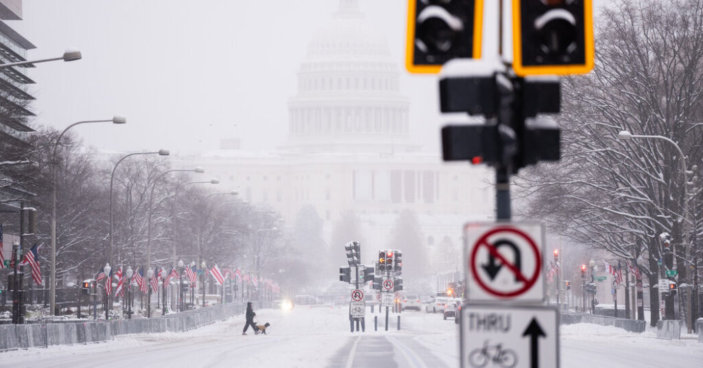 Escenas de la primera gran tormenta invernal de 2025