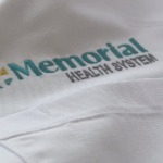 16 Graduados del sistema de salud de la memoria de los residentes en el programa de capacitación de medicamentos prohibidos