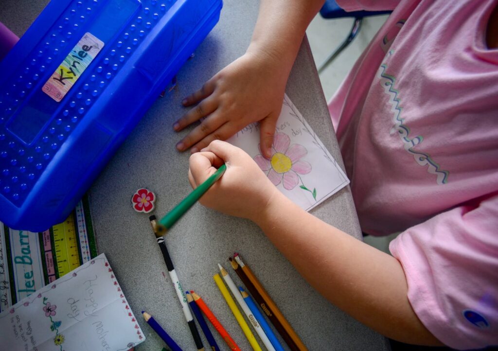 En las cajas, algo de dinero de educación federal llega a NH