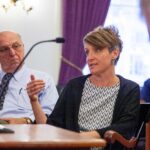 Dos miembros, a pesar del asiento, de la Comisión renuncia del futuro de la educación pública en Vermont