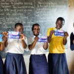 Cuántas pobreza afecta a Uganda