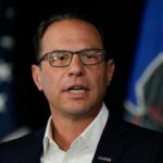 Shapiro demanda a Trump Admin, Tribunal Verde Greenlights Doe despidos de Doe