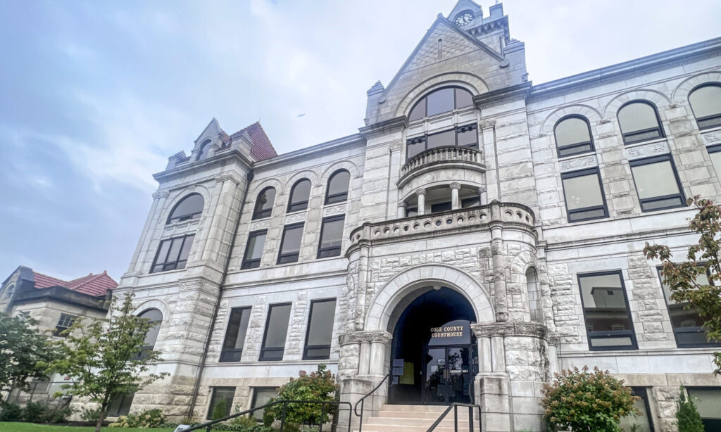 El juez del condado de Cole rechaza la solicitud de cupones misisuri-school-school-school-missouri dues Missouri • Missouri Independent