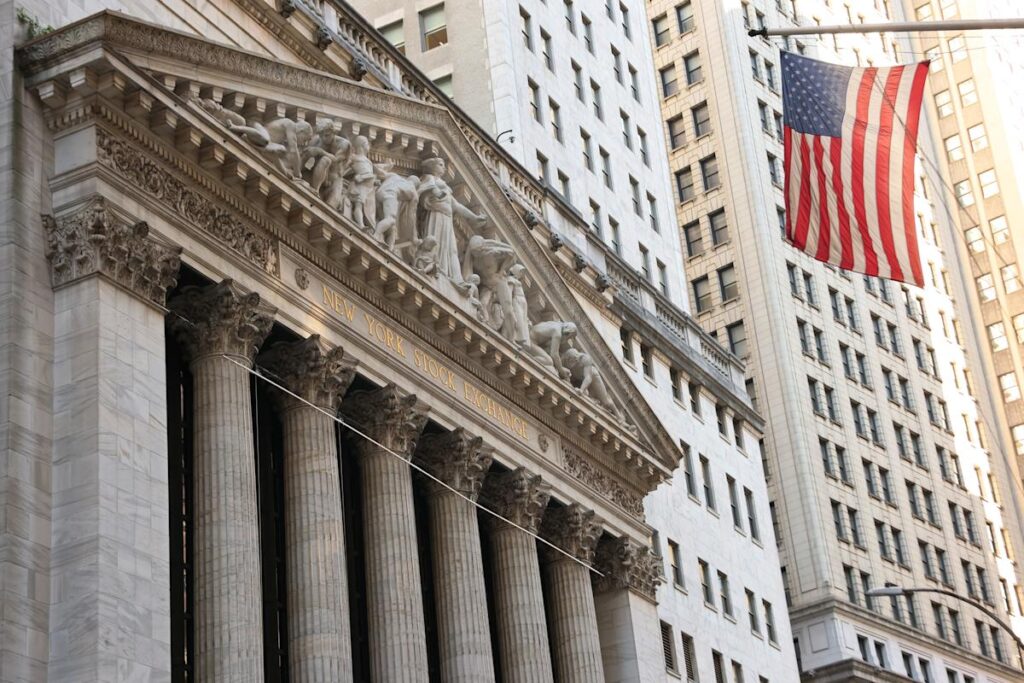 S&P 500, las primeras del futuro Nasdaq permiten proteger a Google después de la autoridad antimonopolio