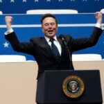 Se informa que SpaceX está considerando acciones bidireccionales para mantener a Elon Musk en control después de la OPI