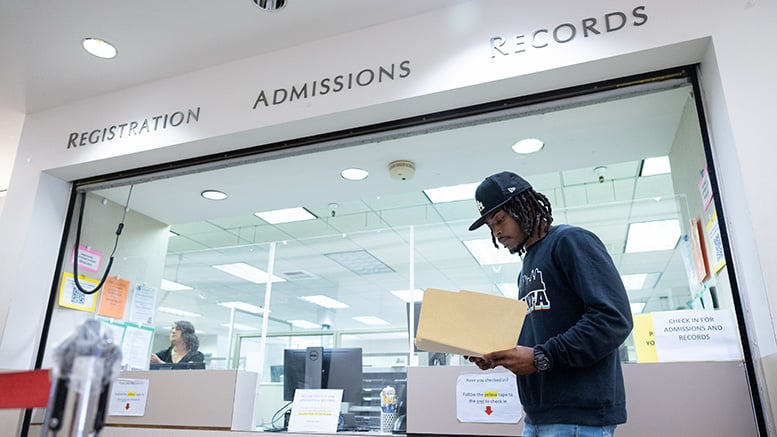 Nuevos hallazgos de la Reserva Federal de Richmond sobre los estudiantes de colegios comunitarios